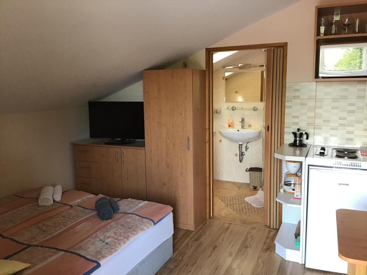 Dravecz Apartman Balatonlelle Ngoại thất bức ảnh
